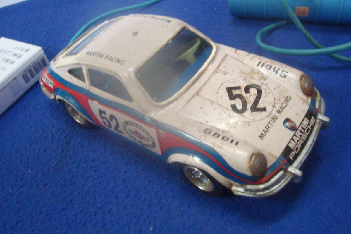 昭和レトロ　当時物 「バンダイ　MARTINI RACING PORSCHE リモートコントロール 　可動品」ポルシェ　スポーツカー_画像3