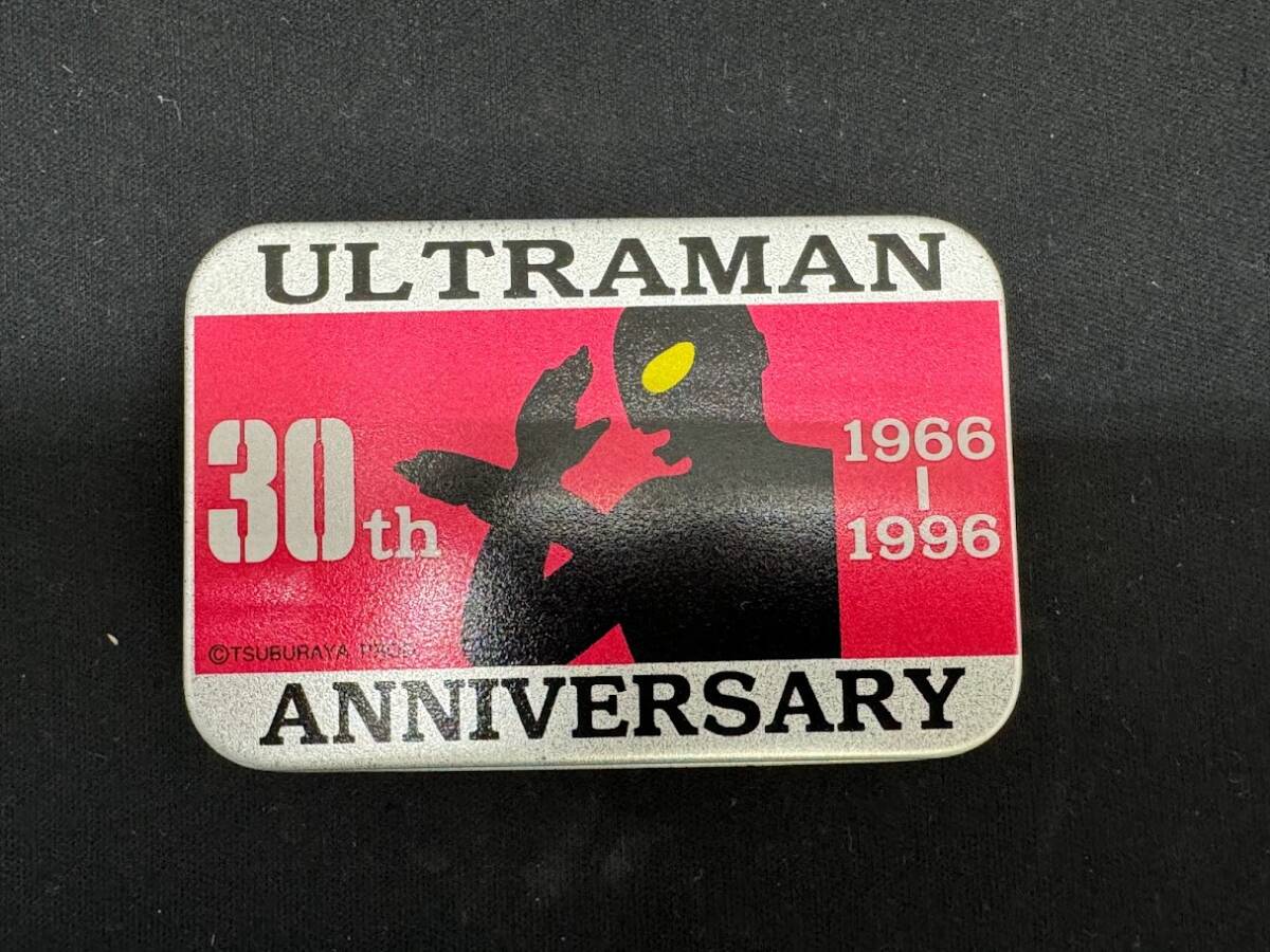 中古品 株式会社ユタカ ウルトラマン 30周年記念 ピンズ 限定品_画像4