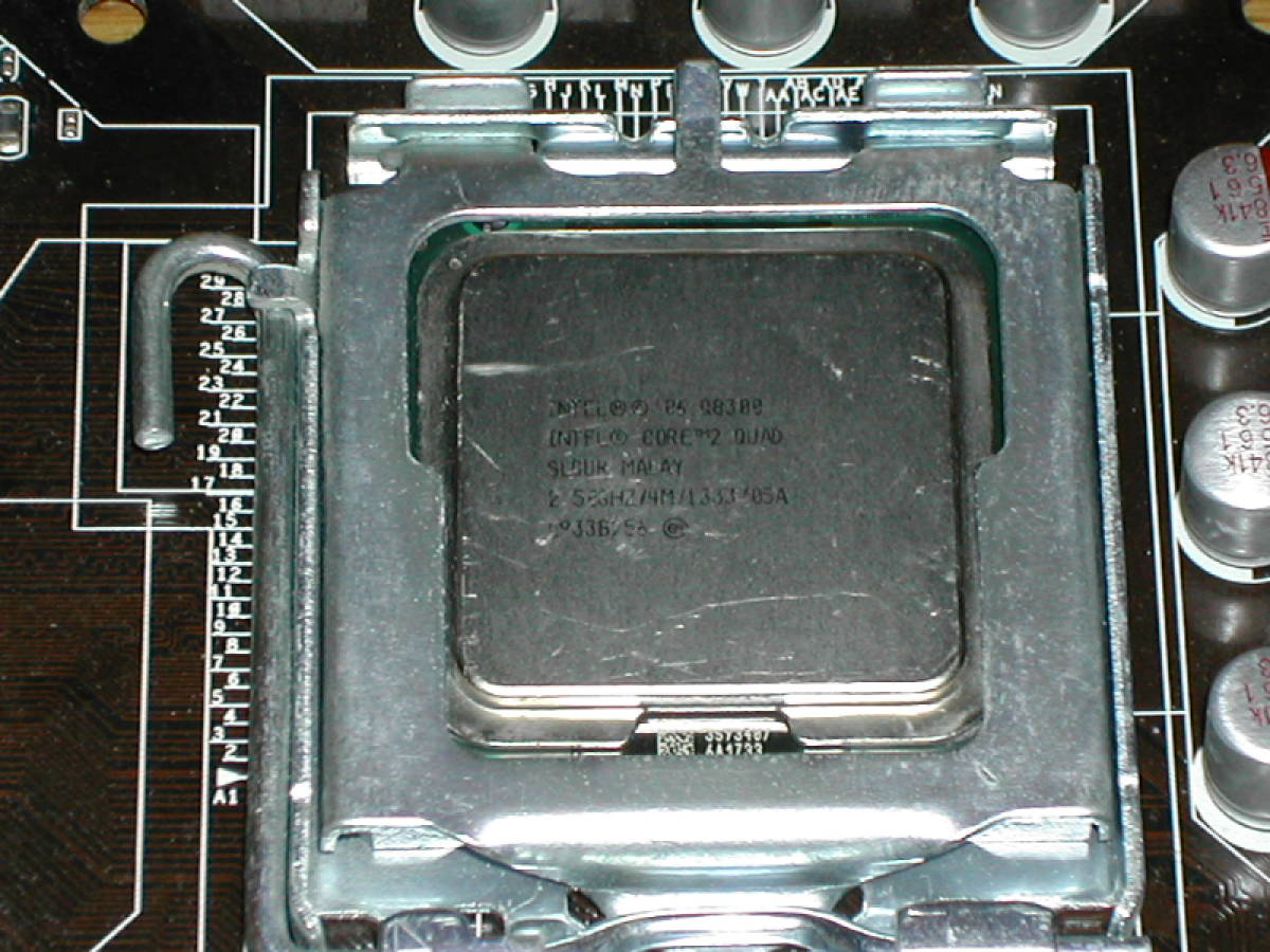 ASUS　P5Q LGA775 Q8300付き_画像6