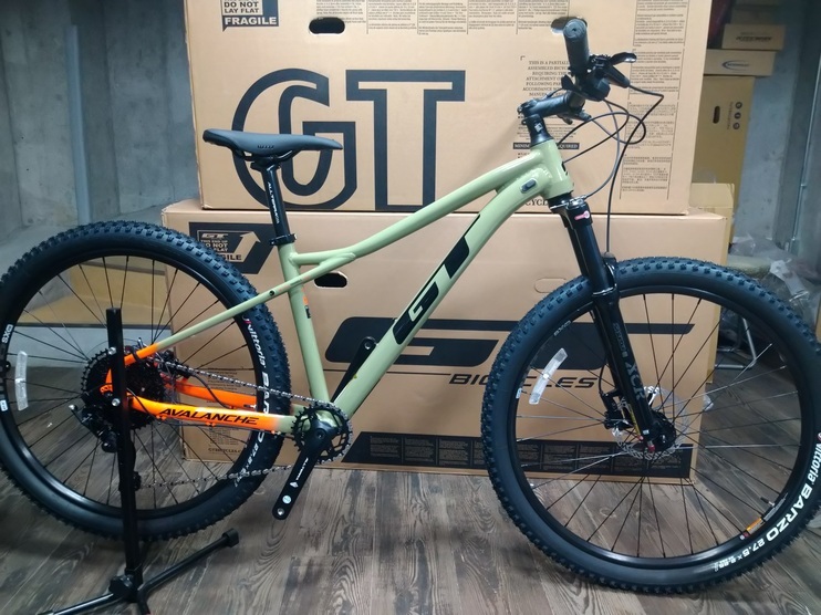 GT アバランチェエリート V2 27.5インチMTB 油圧Discブレーキアップグレード変更 現行モデル 新品 即納 1台のみ特別価格の画像1