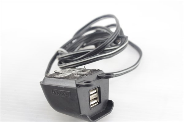 アウトレット:ZZR1100C ZX-11-1[34社外USBポート*2/25]検ZZR1100D｝A_画像9