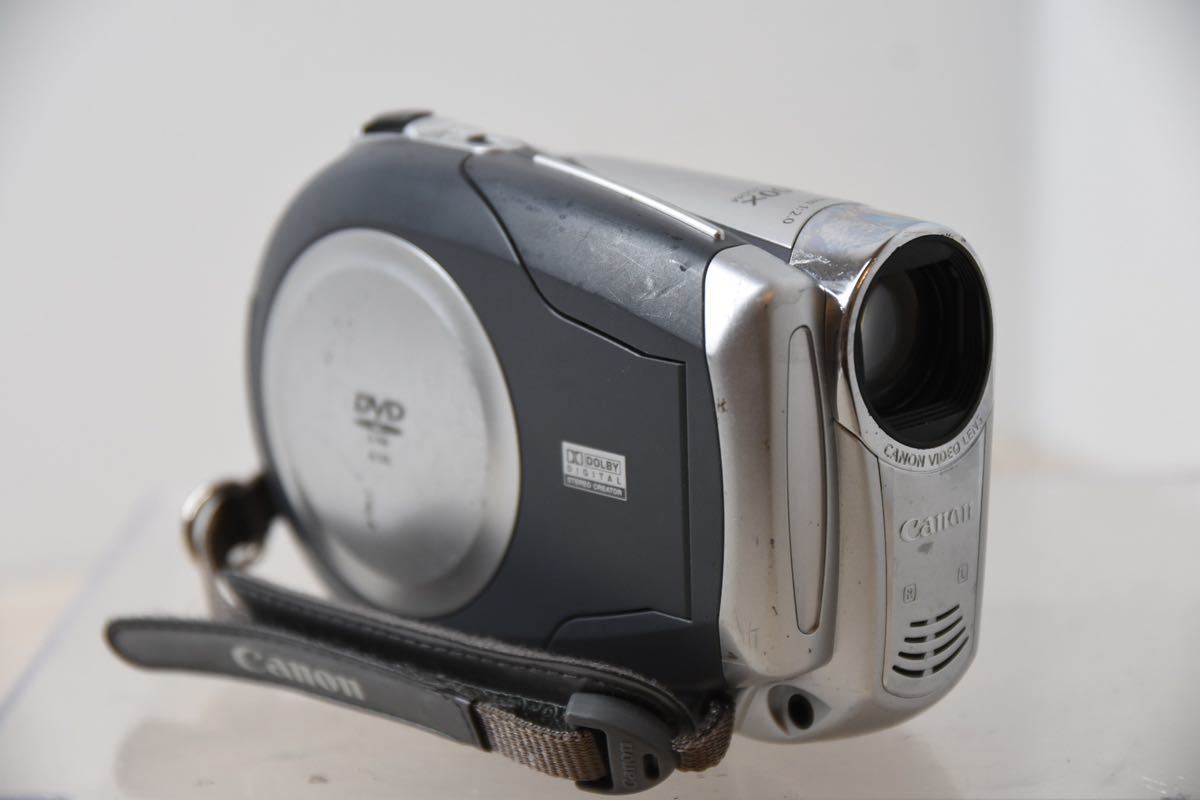  digital video camera Canon Canon iVIS DC200 240212W13