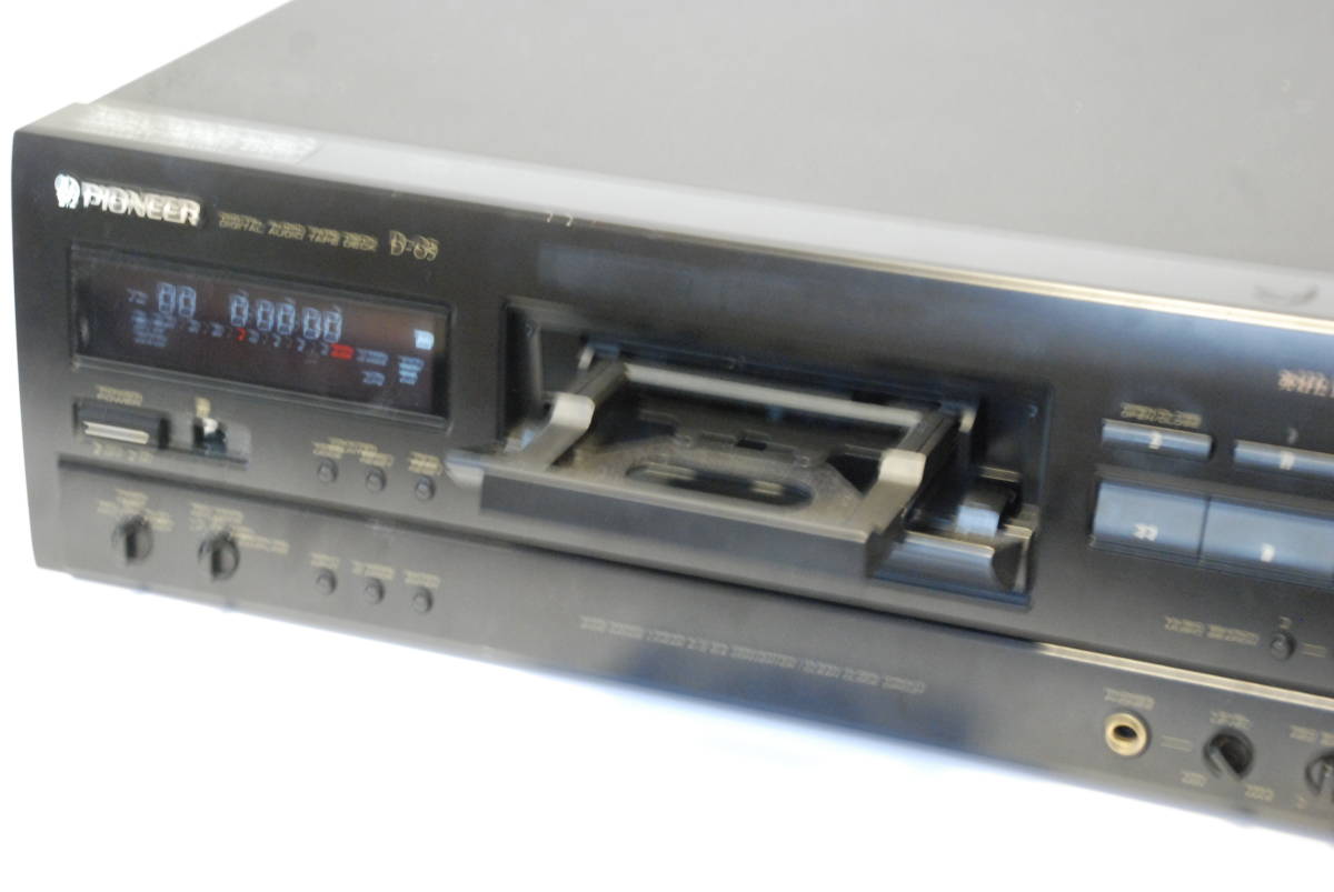 Pioneer D-05 DATレコーダー　※再生テープ走行可、音出し不可　※ジャンク_画像3
