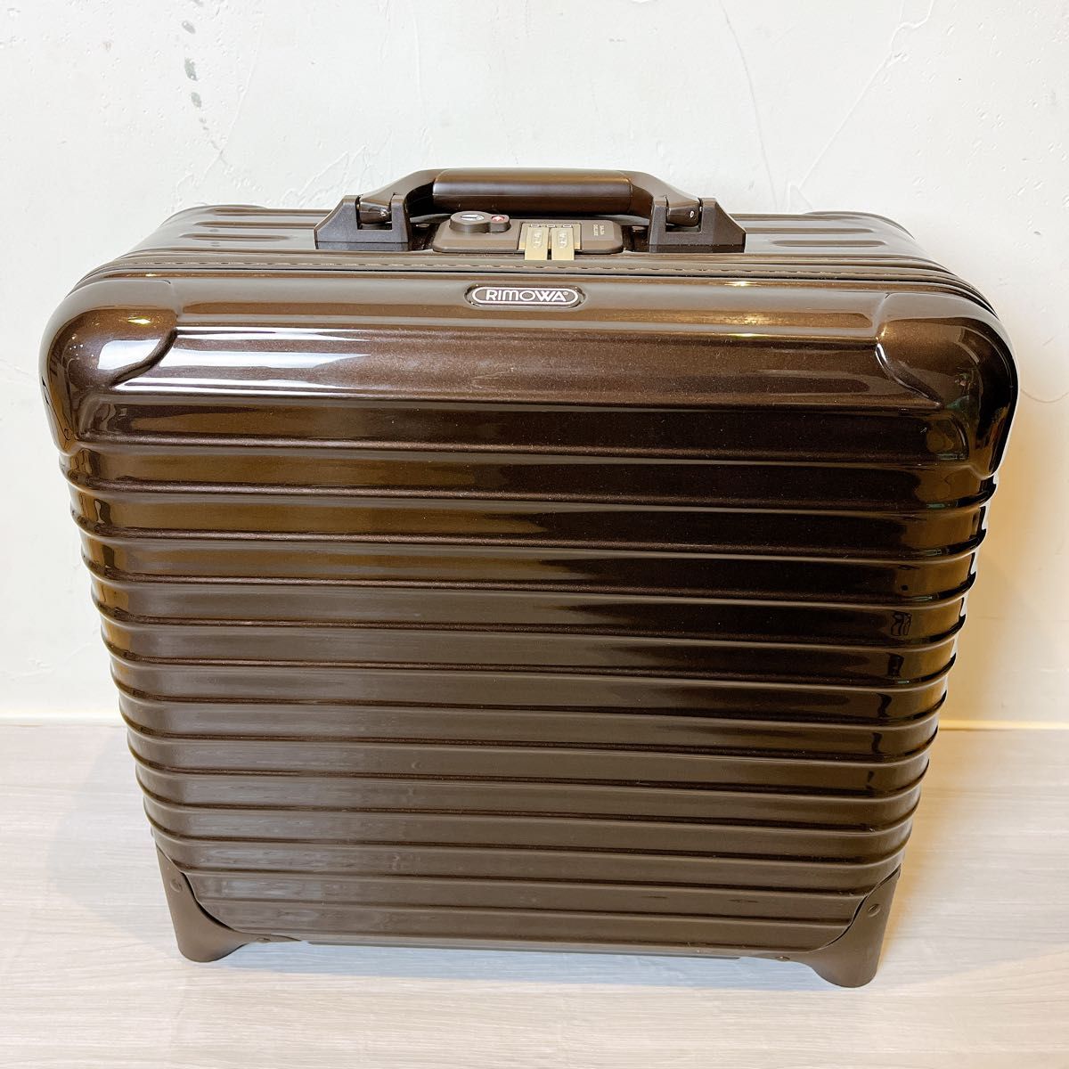 【極美品】RIMOWA リモワ サルサ 2輪 23L ビジネス TSA ブラウン 機内持込み キャリー