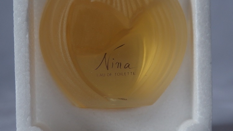 香水　Nina Ricci EMB-77477 Parfums　EAU DE TOILETTE / 25ml 85 FL.OZ / ニナリッチ_画像4
