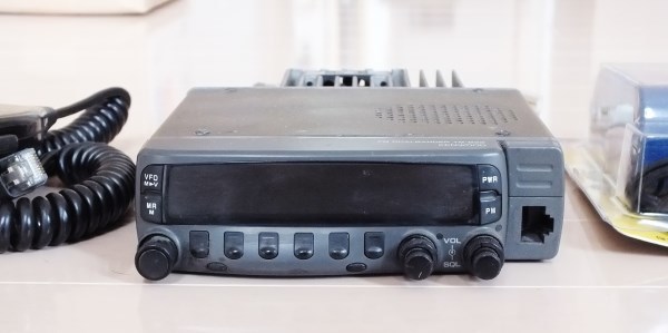 KENWOOD TM-833V dual band transceiver 