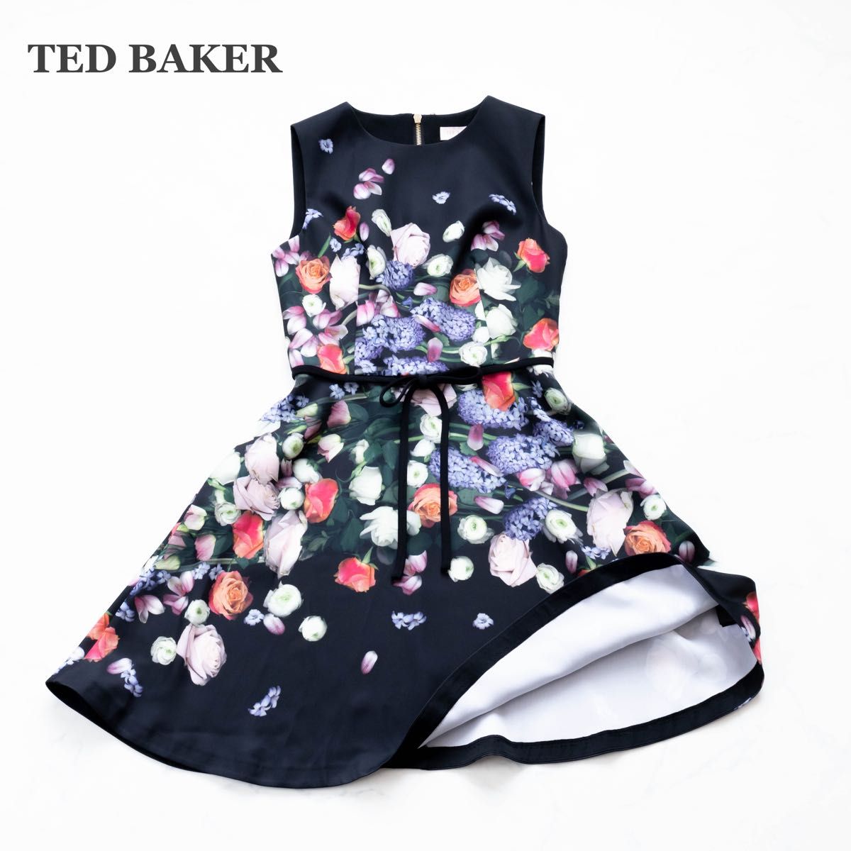 【TED BAKER】テッドベイカー　ノースリーブワンピース　花柄　ブラック