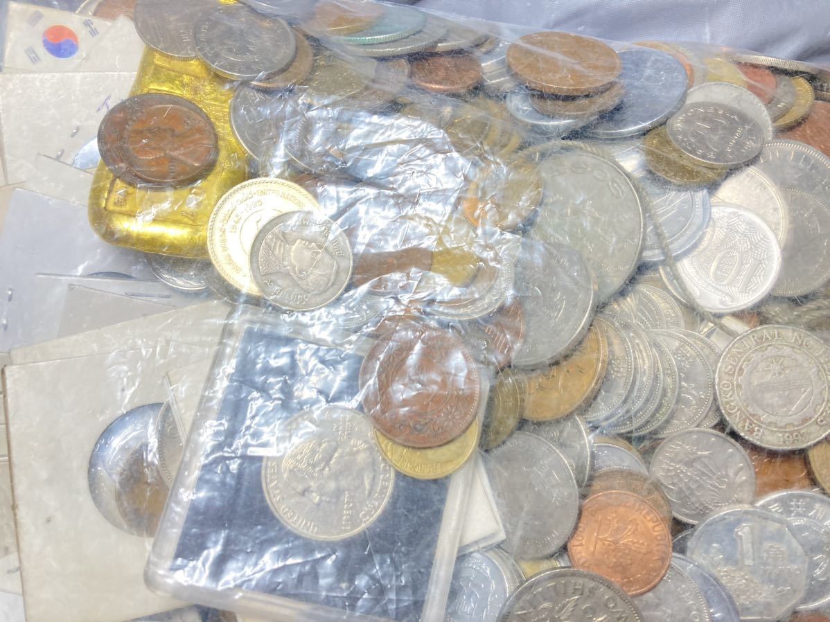 古銭　大量　外国や日本　まとめて約9.2kgセット　アジア　ヨーロッパ　雑銭　コイン 硬貨 _画像2