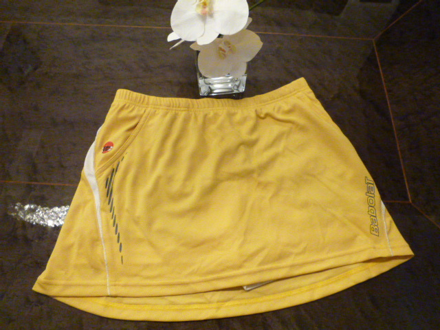 美品＊バボラ＊LADY'S＊テニスウェア＊イエロー＊スコート＊O（XL)＊クリーニング済み＊格安スタートで^^_Babolat＊スコート＊イエロー