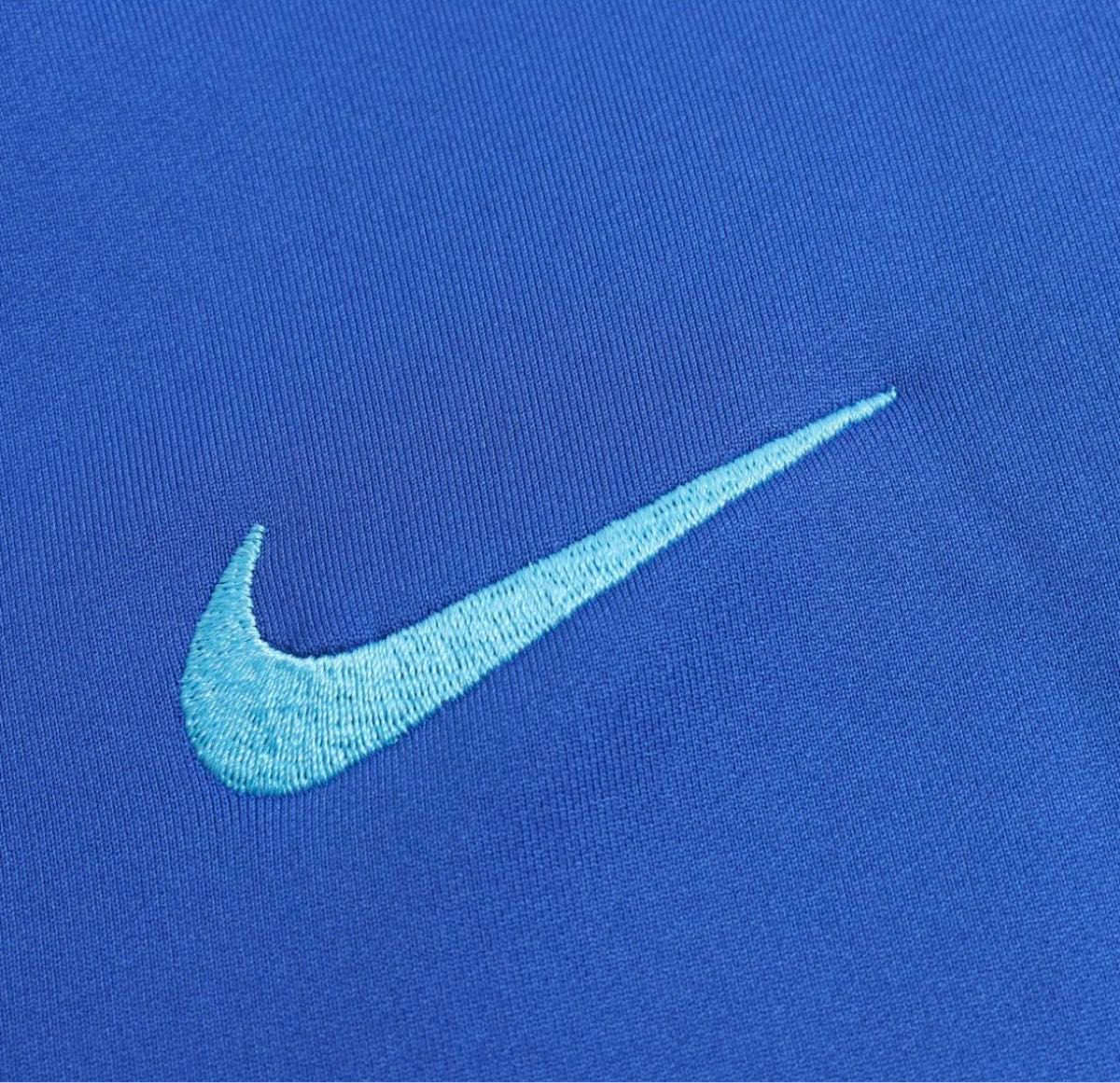 NIKE ナイキ イングランド代表 トレーニングトップ エアロ NIKE ナイキ イングランド代表 トレーニングトップ エアロ