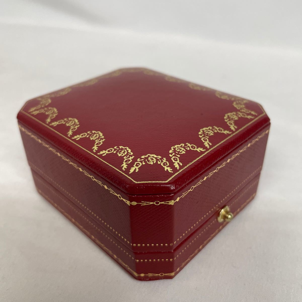 美品　Cartier カルティエ ボックス BOX ジュエリーケース　チャーム用　ペンダントベッド用　空箱　BOX 小物用9.5×8×5 0209_画像5