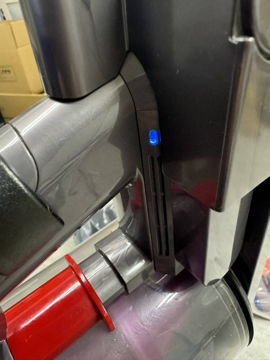 【動作OK】dyson ダイソン 掃除機 掃除グッズ 家庭用 台付き 家電 家庭用 壁掛け スタイリッシュ 003IFGIB82_画像3