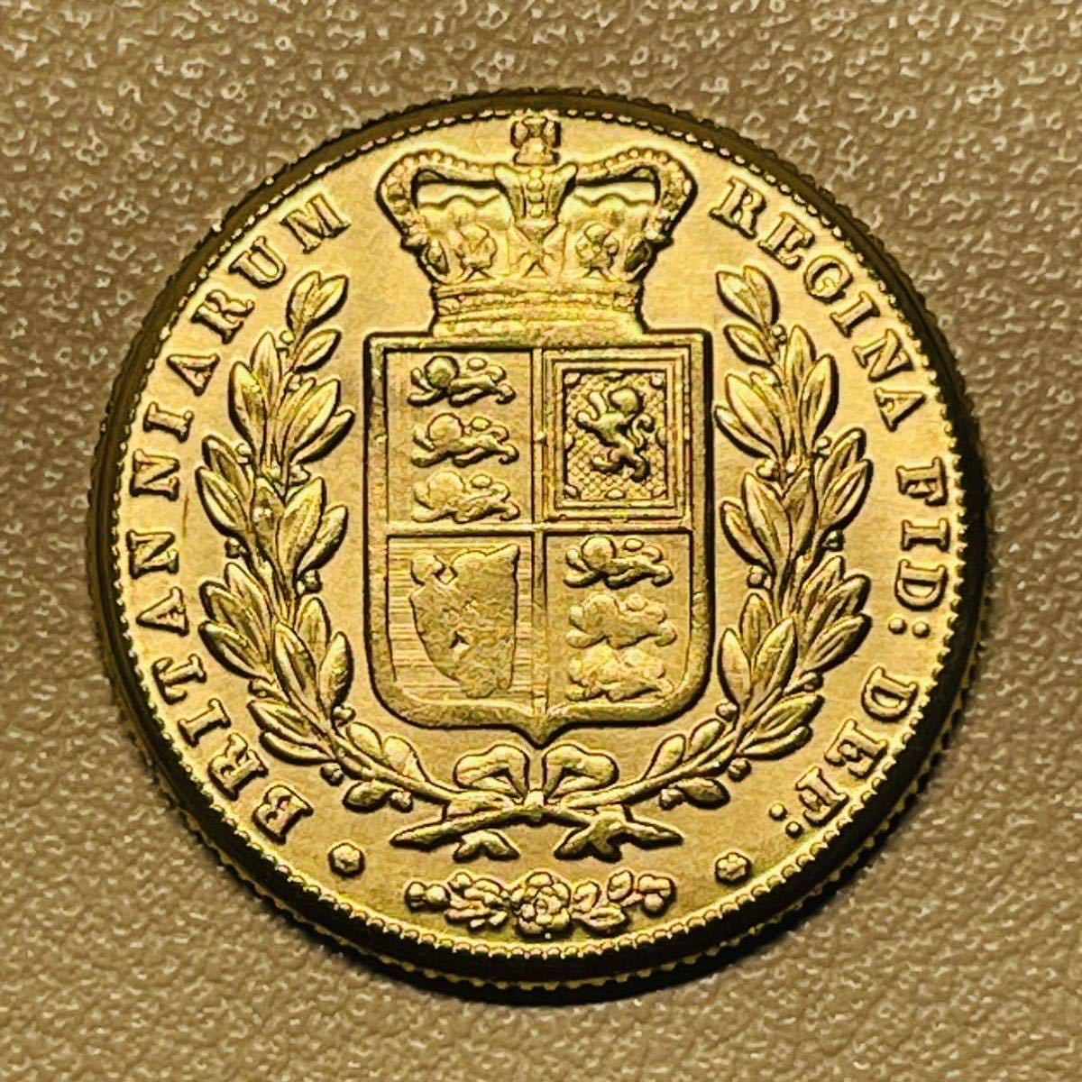 イギリス　硬貨　ヴィクトリア女王　1841年　クラウン　イングランド　スコットランド　アイルランド　紋章 国花 コイン 古銭 重さ4.15g_画像1