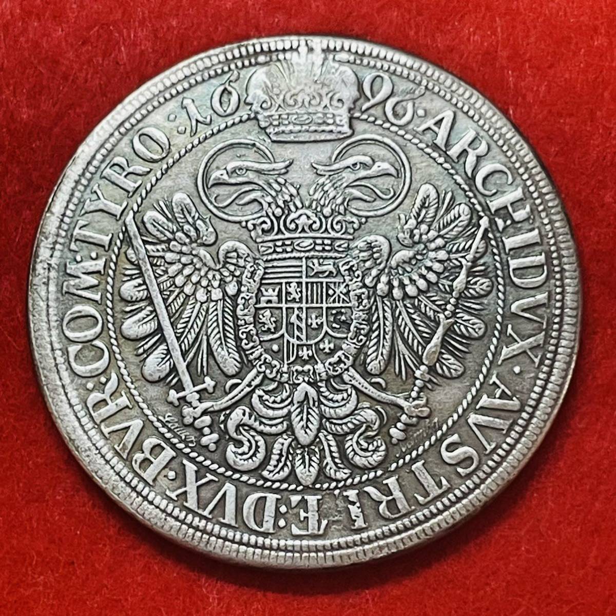 神聖ローマ帝国 硬貨 古銭 レオポルド 1 世 1696年 オーストリア大公 双頭の帝国ワシ 剣 笏 クラウン コイン　重さ37.02g_画像1