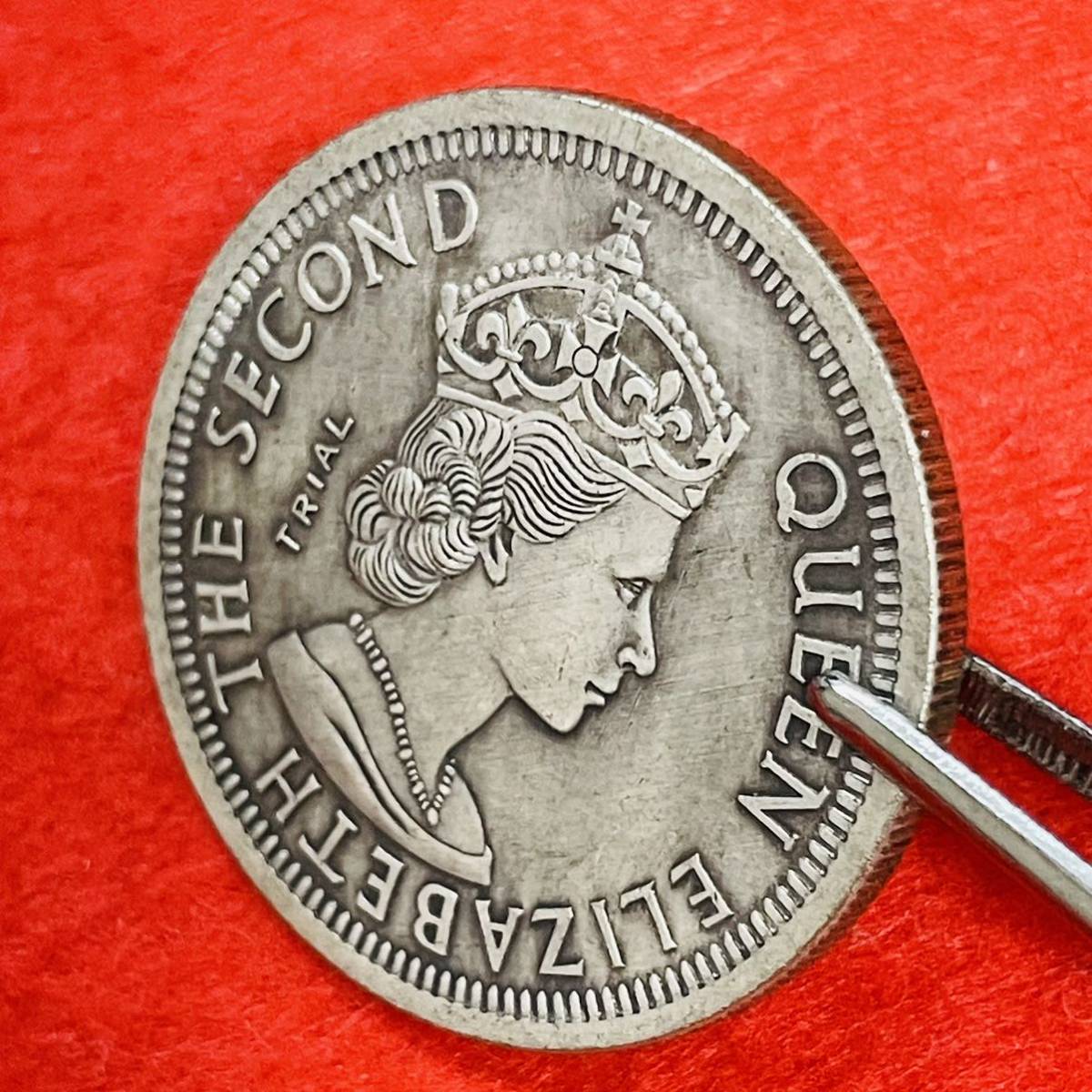 ナイジェリア 硬貨 古銭 エリザベス2世女王 1962年 イギリス領ナイジェリア連邦 ヤシ 1シリング コイン　重26.02g_画像3