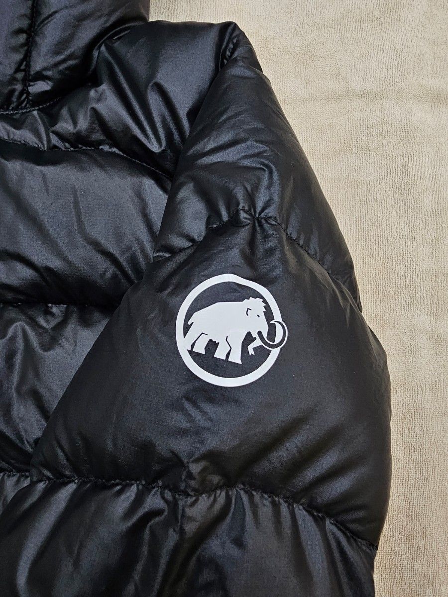 【極美品】MAMMUT Gravity IN Hooded Jacket  (L) マムート レディース ダウンジャケット 黒