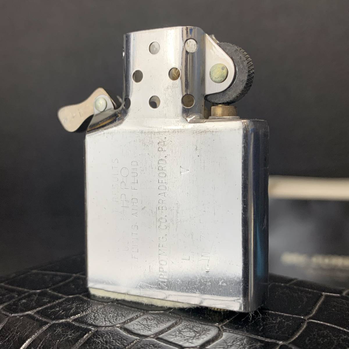 1000円スタート ZIPPO 未使用 マッドブラック Mr.JUNKO ディスプレイ化粧箱有り オイルライター ジッポー 1989年製 Y1307_画像4