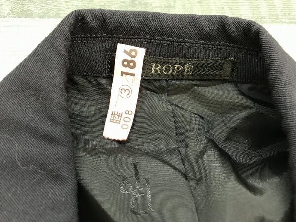 ROPE ロペ レディース 肩パッド ダブルボタン 裏地 金ボタン ショート丈ジャケット M ダークネイビー 秋冬 クリーニング済み_画像2