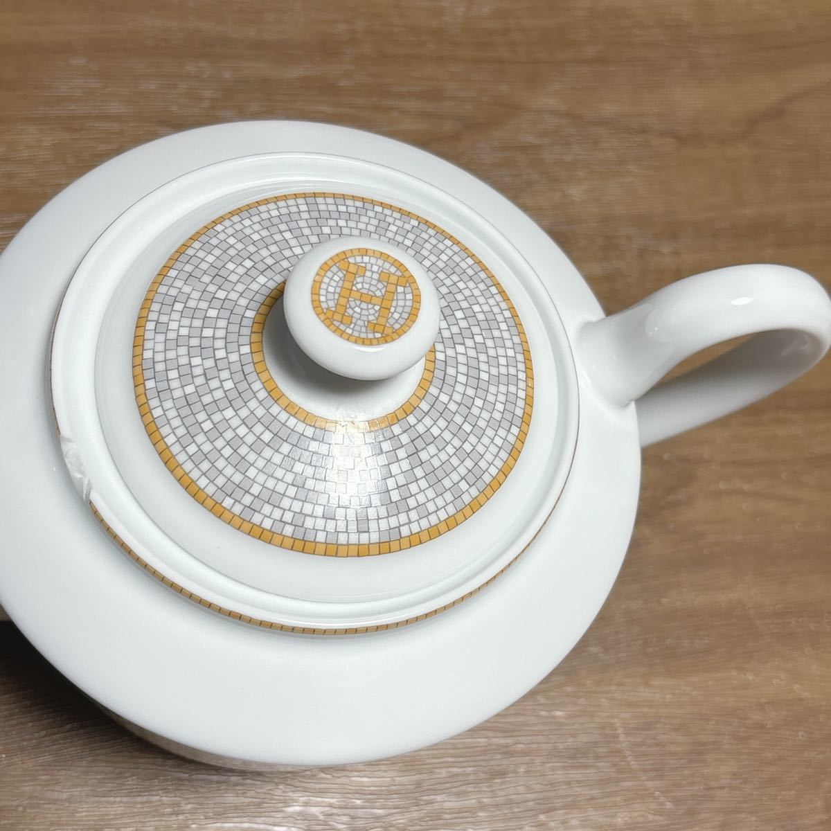 状態良 レア HERMES エルメス モザイク ヴァンキャトル ゴールド ティーポット 洋食器_画像2