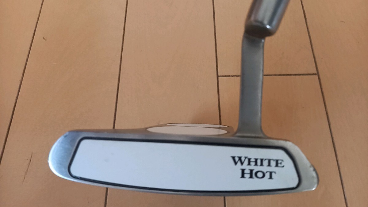 オデッセイ ホワイトホット ２ボールブレード ３５インチ ＯＤＹＳＳＥＹ ２-ｂａｌｌ ＢＬＡＤＥ ＷＨＩＴＥ ＨＯＴ 中古品の画像3