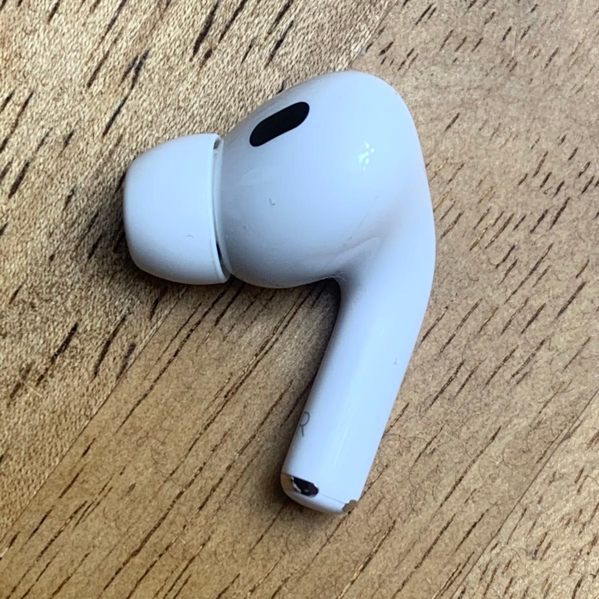 美品 AirPods Pro 第2世代 右耳 A3047右 エアーポッズ プロ