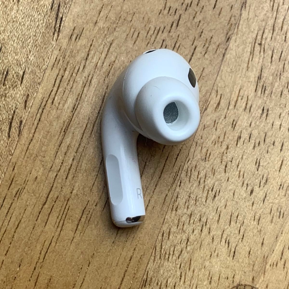 美品 AirPods Pro 第2世代 右耳 A3047右 エアーポッズ プロ