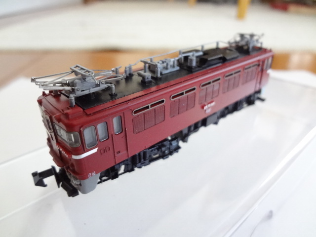 美品★TOMIX 2122 JR ED75 1000形 電気機関車 ライト点灯・走行動作確認済 シール未使用トミックス Nゲージ 鉄道模型 送料350円_画像3