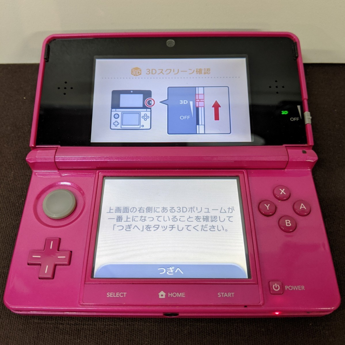 任天堂 ニンテンドー3DS グロスピンク SDHCカード4GB付 動作確認済 初期化済_画像1