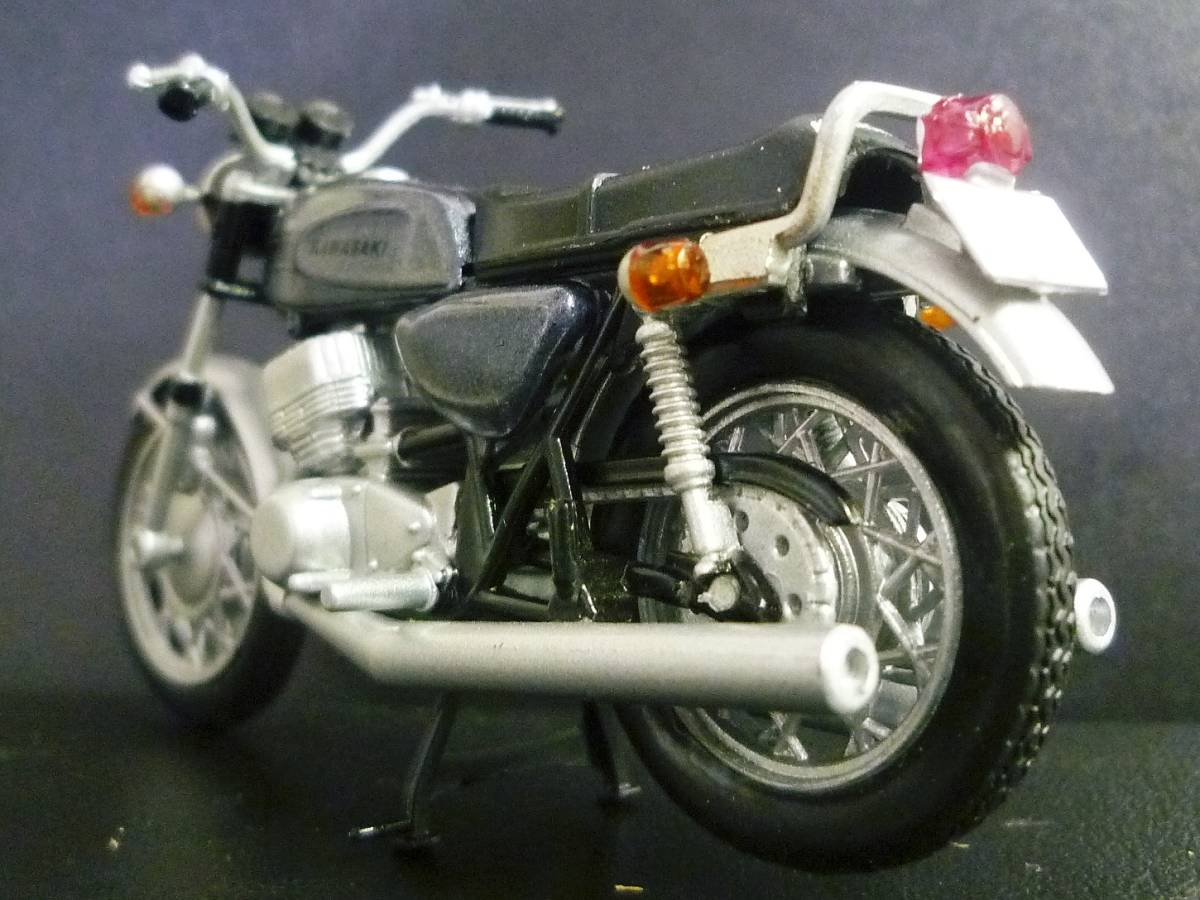 1/24 カワサキ マッハ Ⅲ 500 SS ピ－コックグレー Kawasaki MACH Ⅲ 500SS_画像9