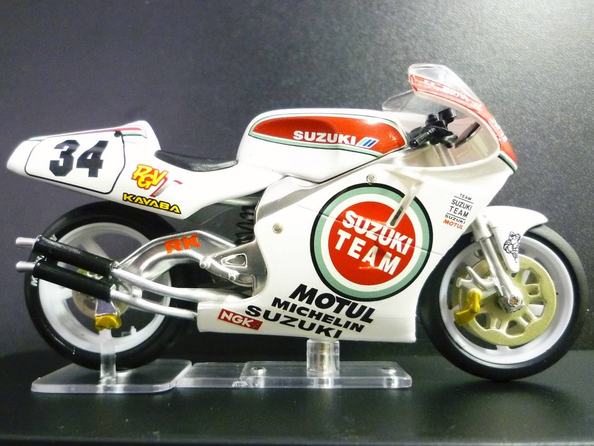 1/24 スズキ RGV500 SUZUKI RGV 500 ケヴィン・シュワンツ #34 1993MotoGP　ixo_画像2