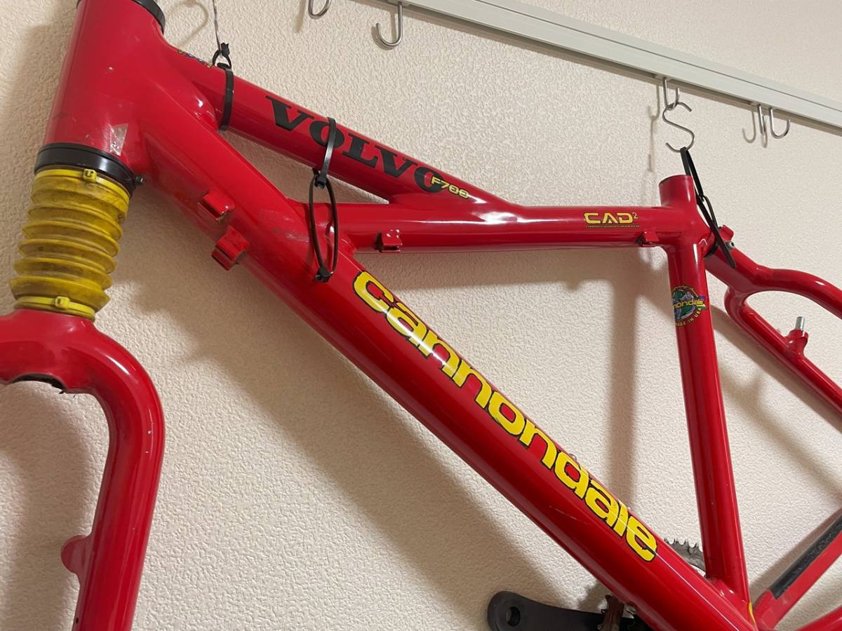 キャノンデール F700 フレーム /XTR クランク FC-M950 キャノンデール F700 フレーム /XTR クランク FC-M950