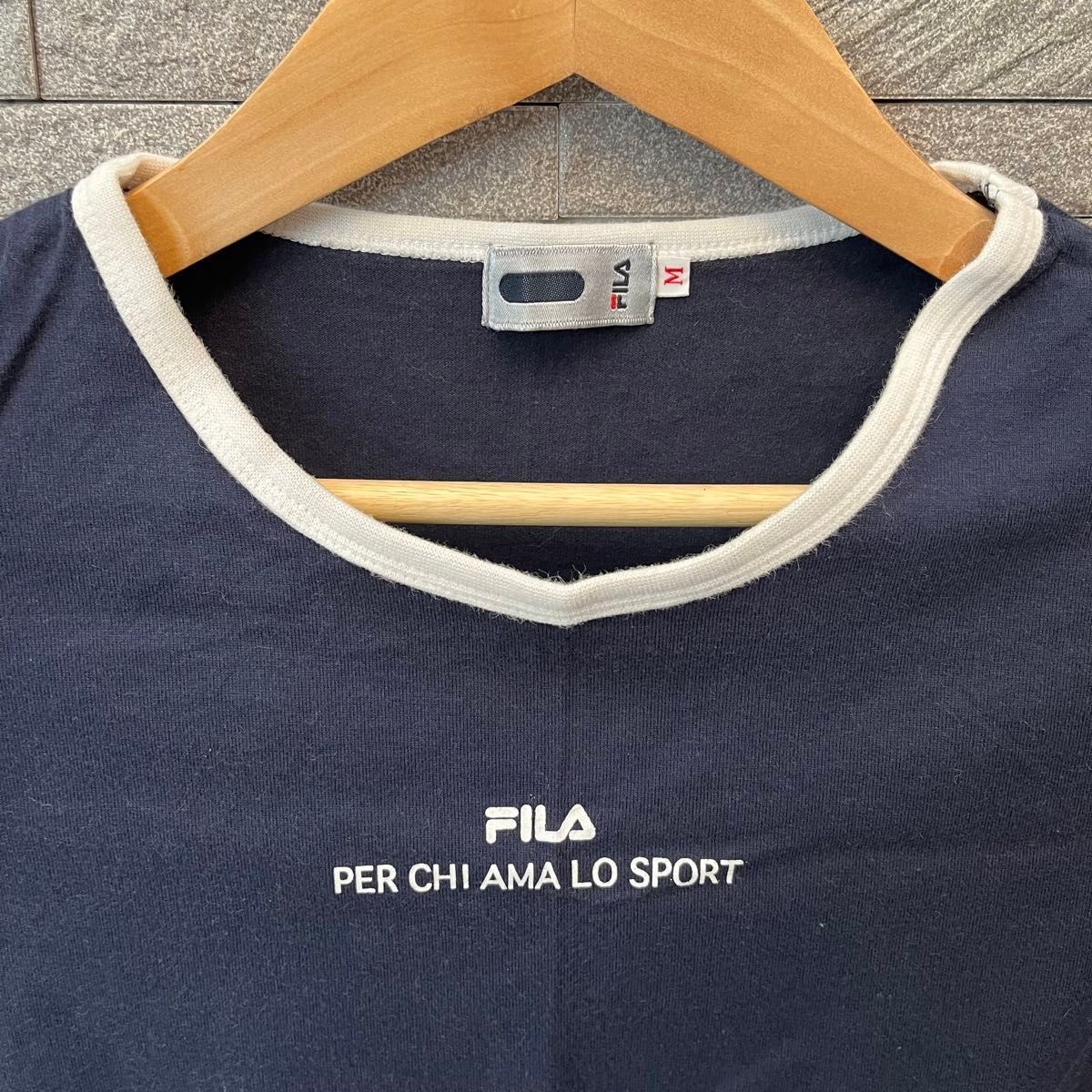 FILA フィラ　 ネイビー 半袖Tシャツ Tシャツ 半袖　トップス　カットソー　スポーツ　 紺