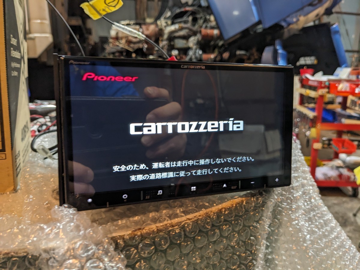 carrozzeria カロッツェリア PIONEER パイオニア AVIC-RZ720 カーナビ AVデッキ モニター インプレッサ取り外し_画像8