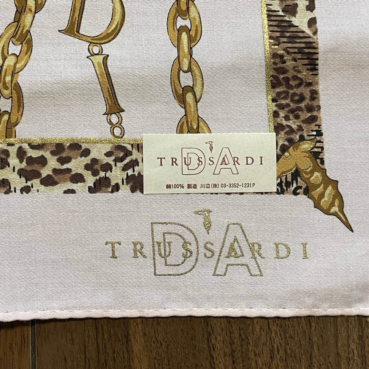 ☆未使用品☆TRUSSARDI トラサルディ☆レディース☆ハンカチ☆綿100%☆ピンク系_画像2