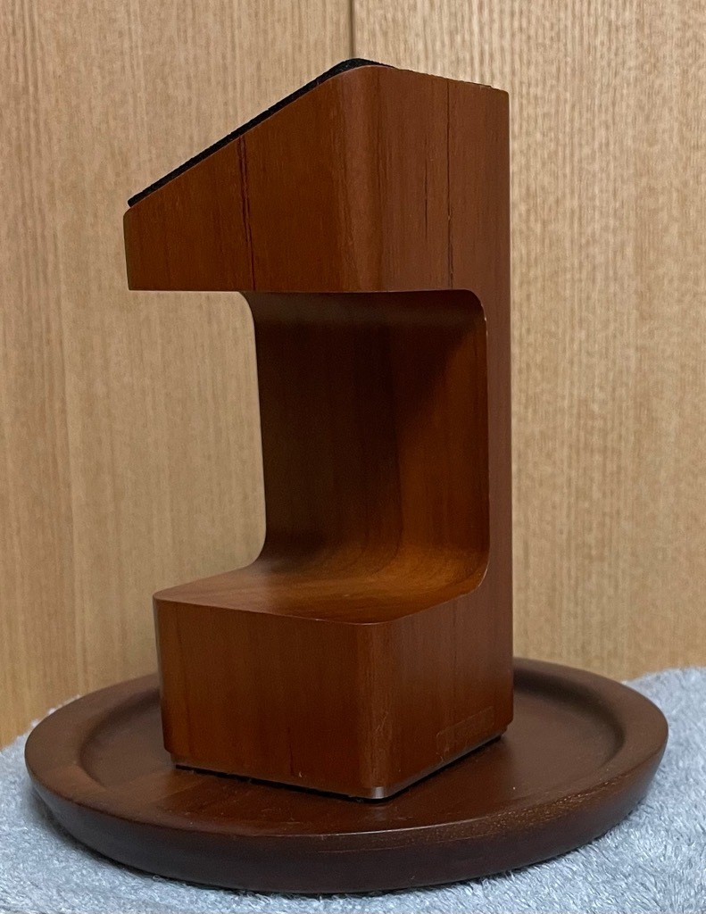 M.SCOOP エムスコープ 腕時計スタンドD. Watcher 時計置き 木製 日本製 チェリー 台座付きの画像2