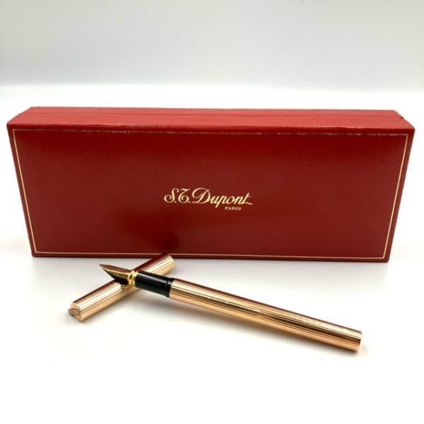 仙15 S.T.Dupont 万年筆 ペン先 18ct 750 刻印 エス・テー・デュポン ゴールドカラー 箱付き 筆記用具 文房具 オフィス用品