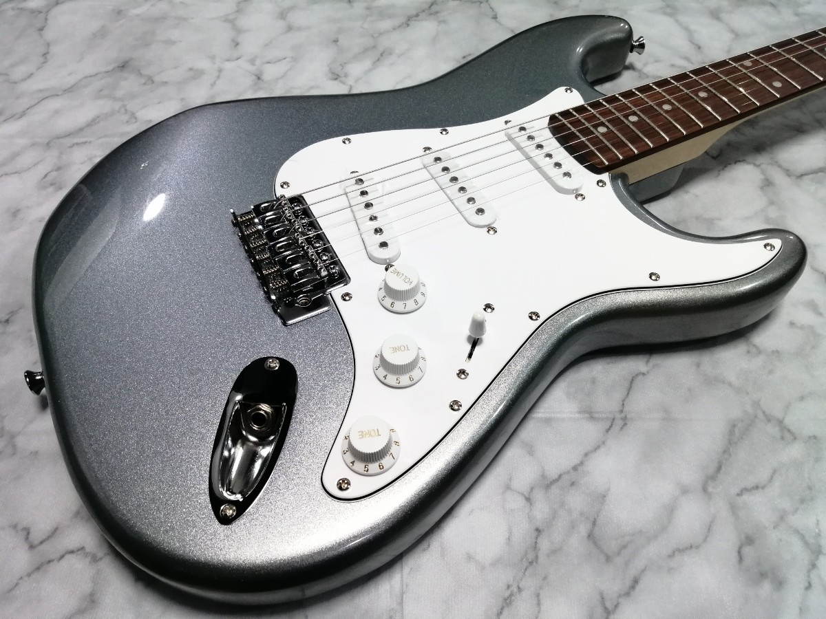 PLAYTECH ST250 Silver Fender形状ヘッド時代 ストラトキャスタータイプ シルバー 調整試奏のみ新品同様 生産販売終了品 プレイテック_画像3