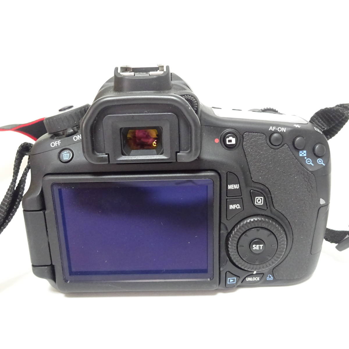 Canon EOS 60D デジタル一眼カメラ バッテリー無し 動作未確認【60サイズ/同梱不可/大阪発送】【2444110/168/mrrz】_画像5