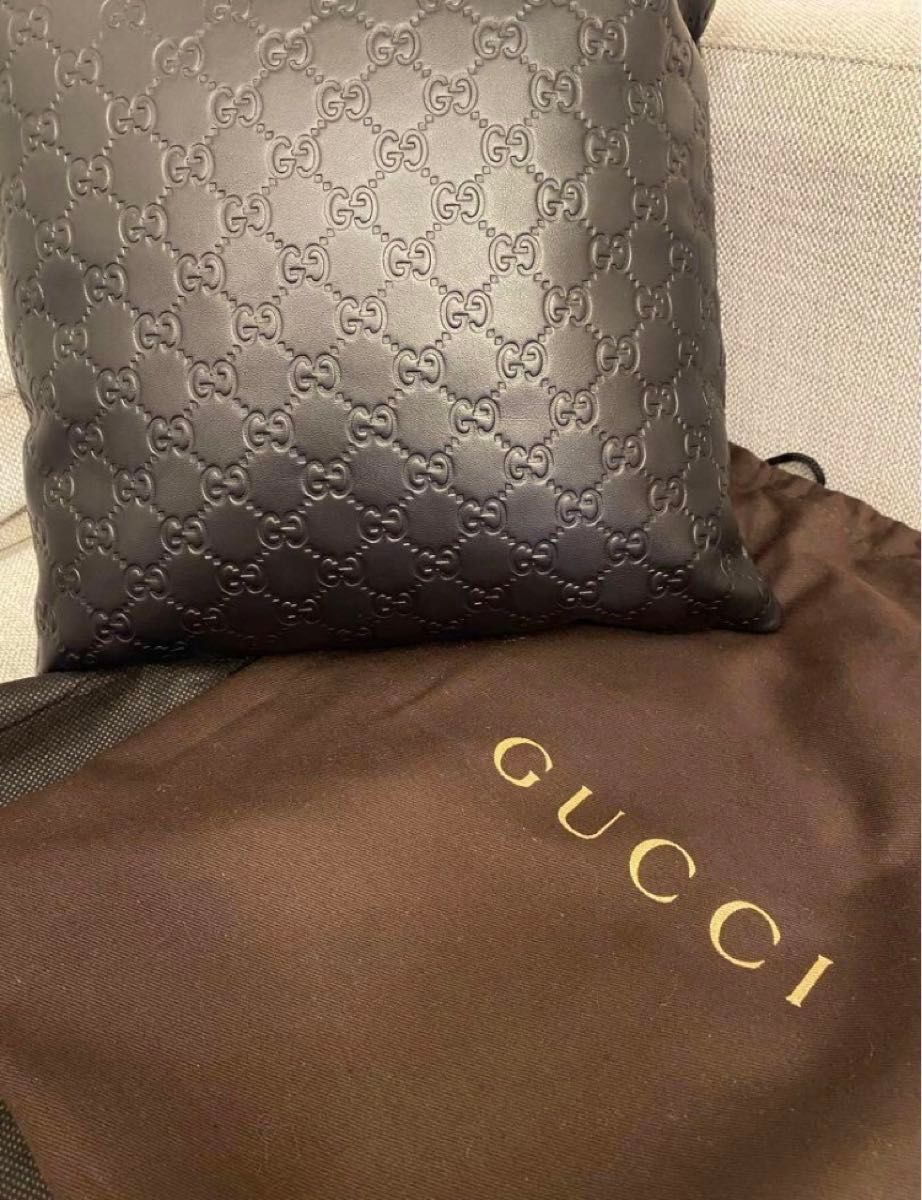 GUCCIグッチ 非売品 レザークッション入手困難商品 GG柄|Yahoo GUCCIグッチ 非売品 レザークッション入手困難商品 GG柄|Yahoo