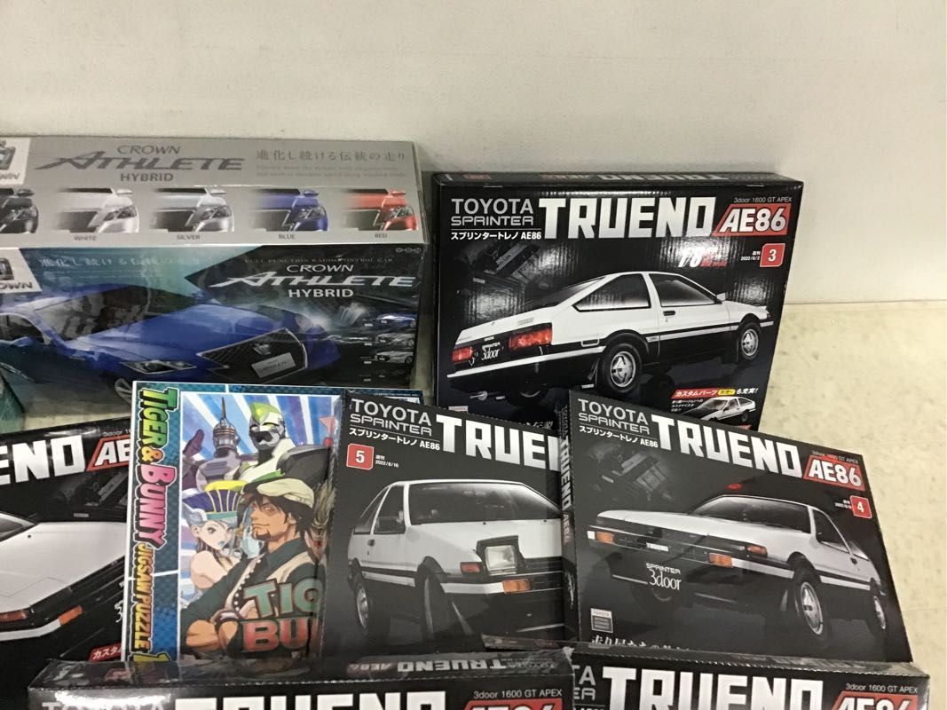 1円〜 同梱不可 ジャンク デアゴスティーニ トヨタ スプリンタートレノ AE86、TIGER&BUNNY ジグソーパズル他_画像2