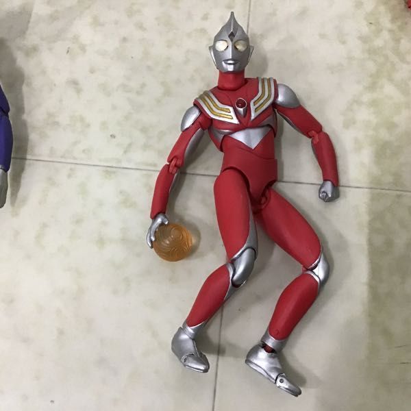 1円〜 訳あり ジャンク ULTRA-ACT ウルトラマンティガ パワータイプ ウルティメイトゼロ 他_画像5