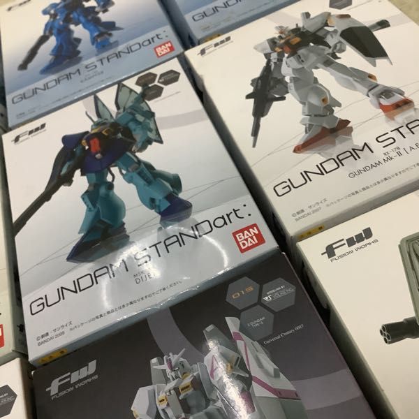 1円〜 訳あり バンダイ FW GUNDAM STANDart： RX-78-2 ガンダム MS-06J ザクII 他_画像6