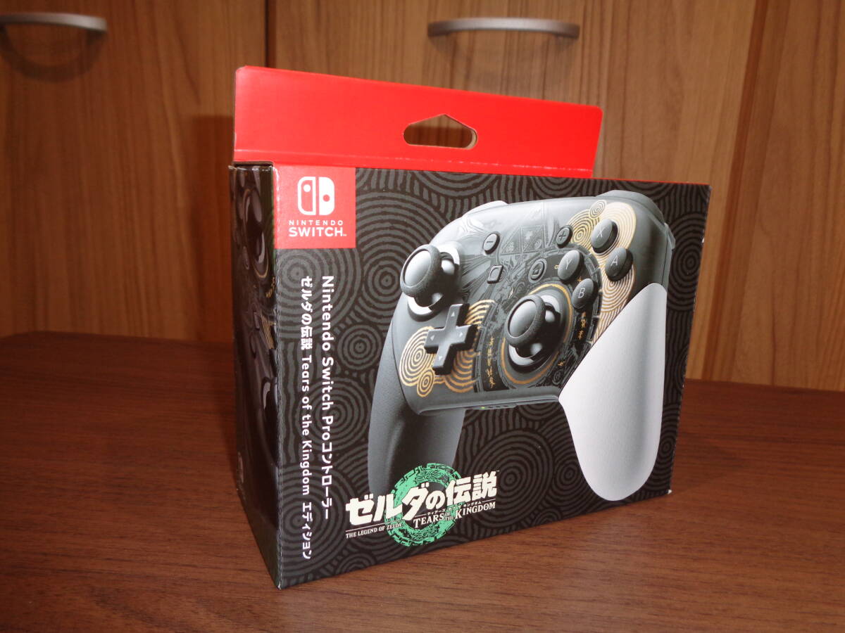 送料無料!!! Nintendo Switch Proコントローラー ゼルダの伝説