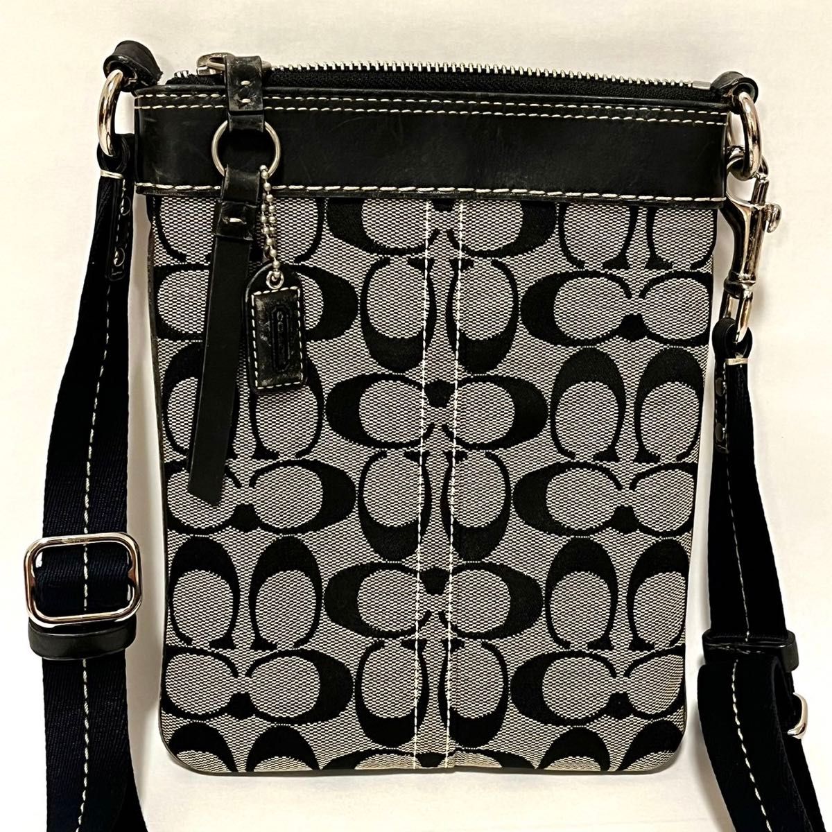 【国内/即発】 COACH ショルダーバッグ シグネチャー柄 coach コーチ シグネチャー柄 ショルダーバッグ 肩掛け お出掛け
