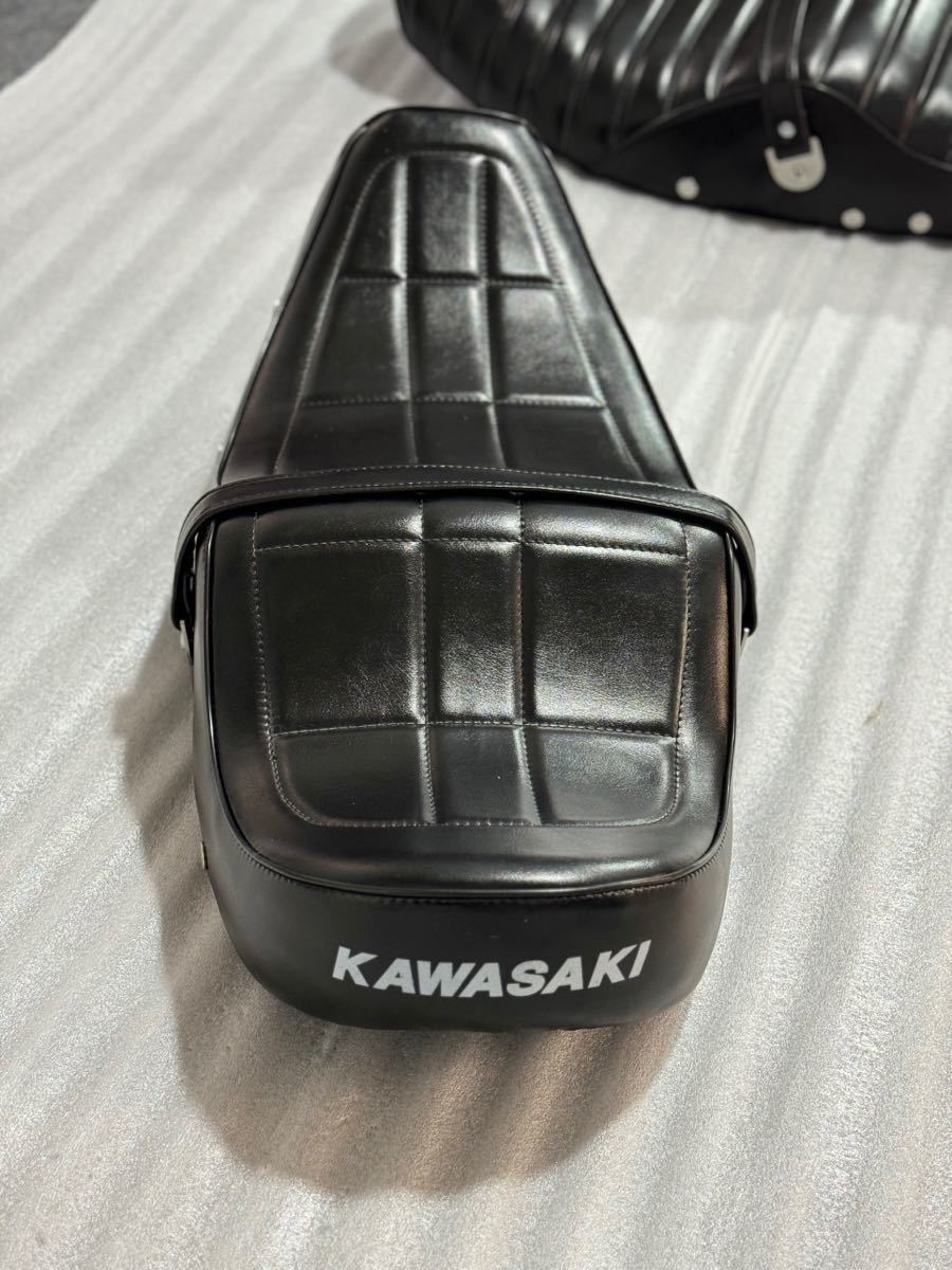 カワサキ　z900rs　シート　　タックロールシート　TYPE 1　新品