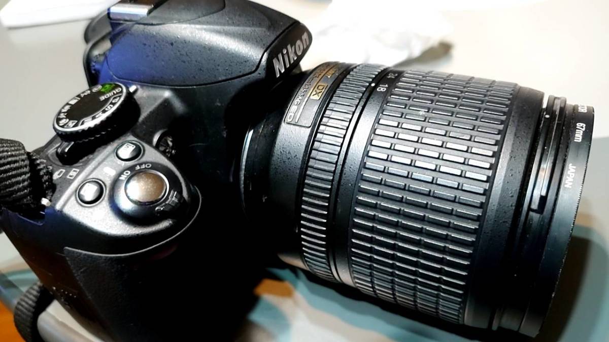 ニコン Nikon D3100 ニッコールDXレンズ18-105mm F3.5-5.6付　レンズ保護フィルター・ニコン製バッグ・予備バッテリー・SDカード等_画像2