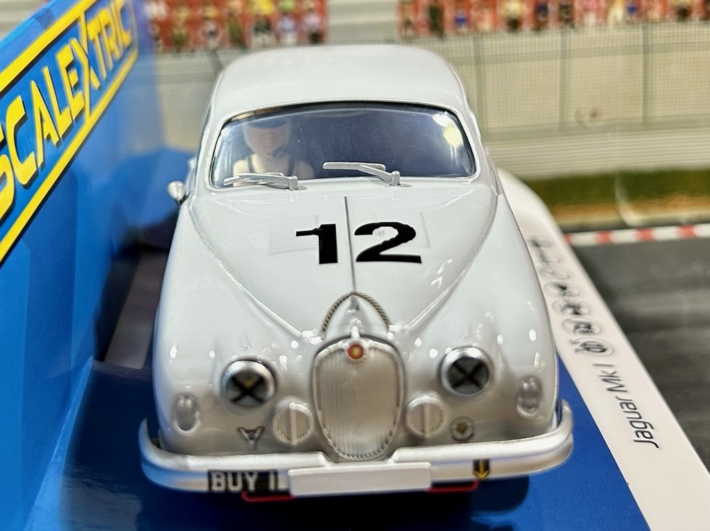 1/32 SCALEXTRIC C4419 Jaguar MK1 - BUY1 - Goodwood 2021 スロットカーの画像2