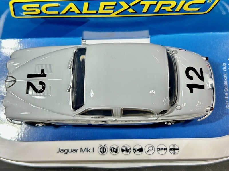 1/32 SCALEXTRIC C4419 Jaguar MK1 - BUY1 - Goodwood 2021 スロットカーの画像5