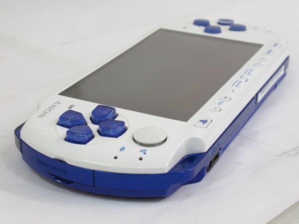 AB 3-4 SONY ソニー PSP-3000 本体のみ プレイステーションポータブル ホワイト／ブルー バッテリー付 動作確認済_画像8