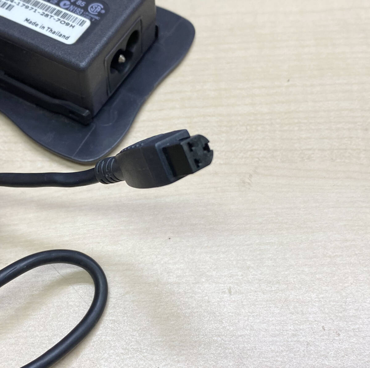 AC adaptor DELL PA-8 Family ADP-50FH [ junk ]